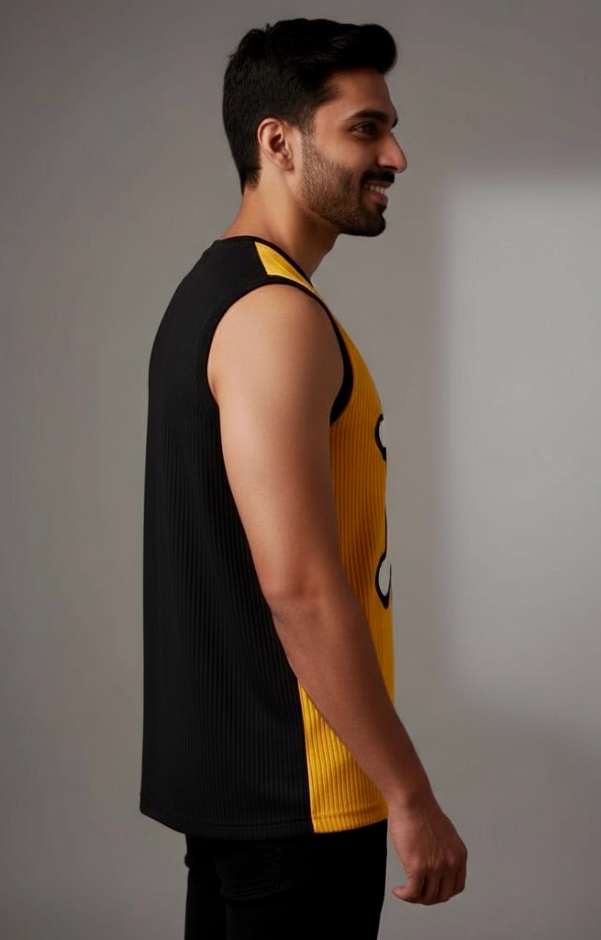 Yi wear | Sleeveless Gym Wear